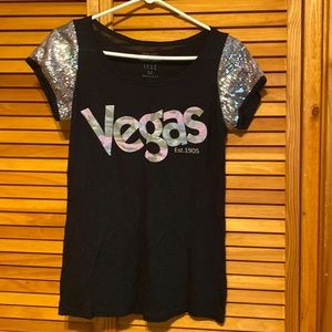 Nice tees shirt with sparkle sleeves